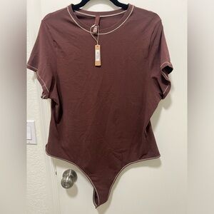 SKIMS Cotton Jersey Tshirt thong bodysuit chocolate size 4X never worn
